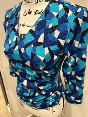 MSK Blue Geometric V-Neck Long Sleeve Wrap Top